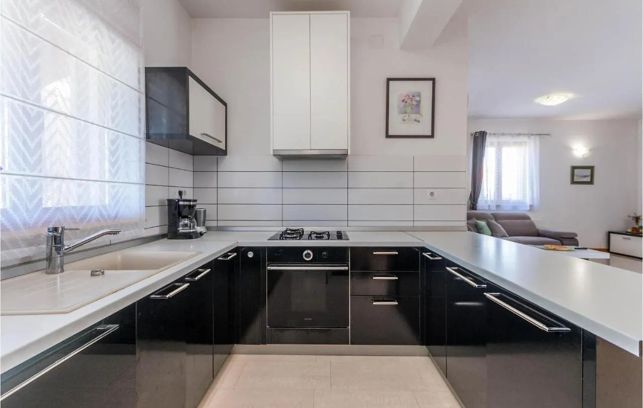 Holiday home 4 Bedroom Awesome Home In Sikovo Croatia