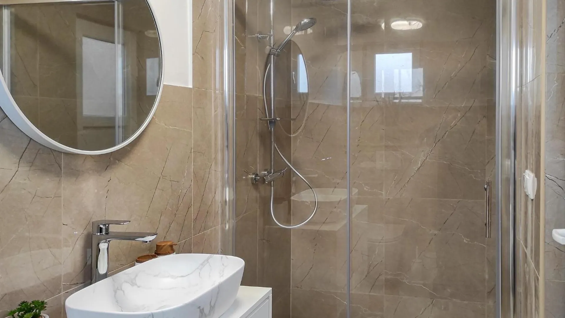 4 Bedroom Awesome Home In Sikovo Croatia