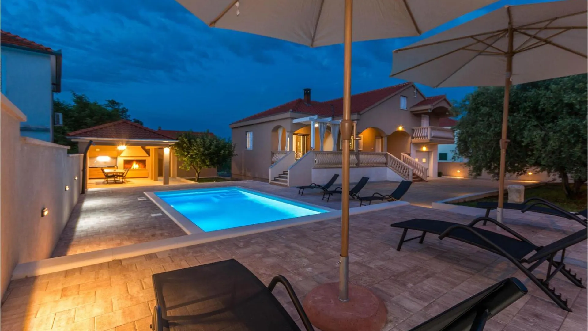 Holiday home 4 Bedroom Awesome Home In Sikovo Croatia